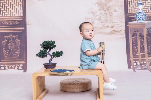 格尔木宝宝头睡扁了
